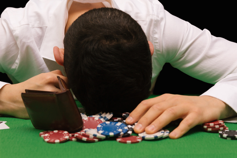 You are currently viewing Fix These 4 Post-Flop PLO Mistakes and Make More Money